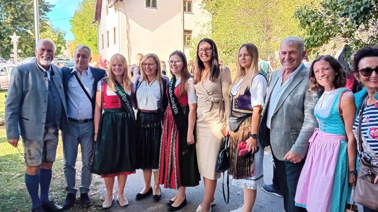 (Serbian (Latin)) Gosti iz Pilahtala posjetili Dane drvarske drenjine